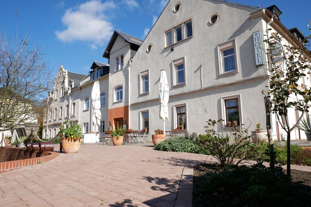Hotel Garni Brauhof Niederwiesa Экстерьер фото
